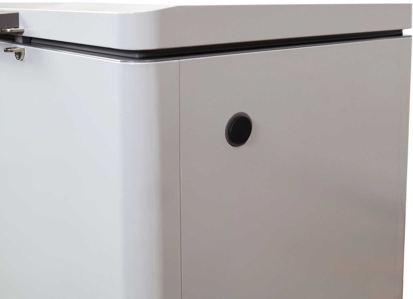 data logger access port on the k20745-c