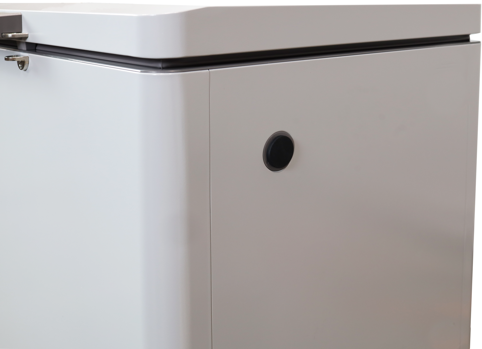 data logger access port on the k20745-c