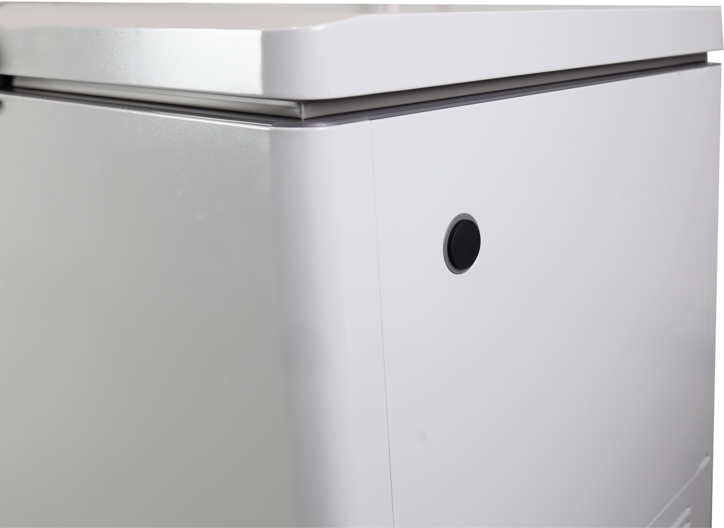 digital data logger access port on right side of the k21145-c