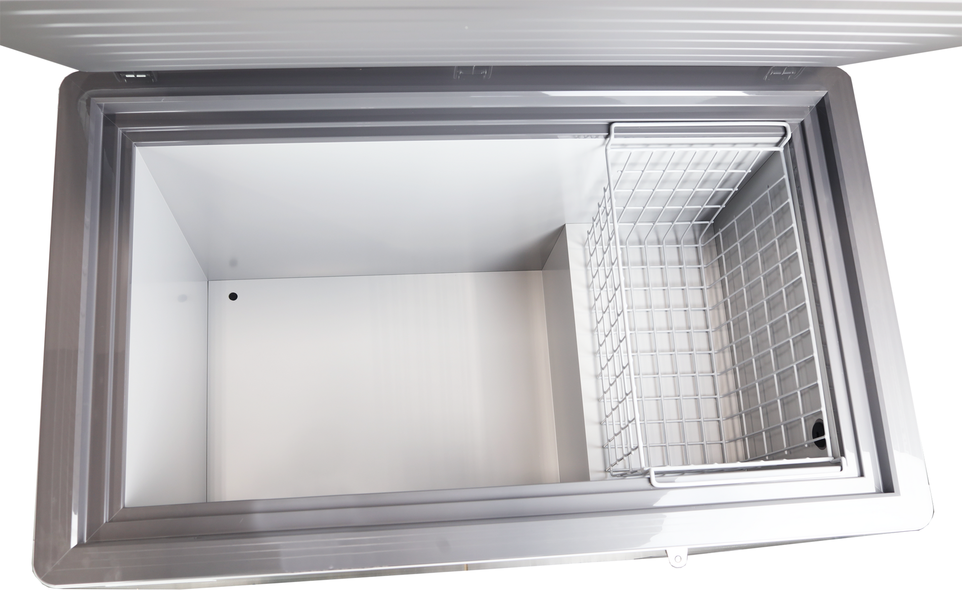 inside view of the k21145-c with wire basket